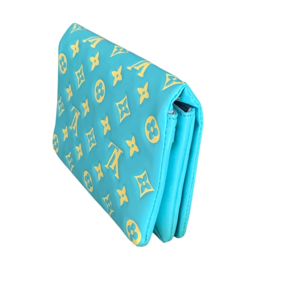 🆕Louis Vuitton Style Embossed Monogram Vuittamins Pochette Coussin Menthe Jaune🆕 - Picture 9 of 16